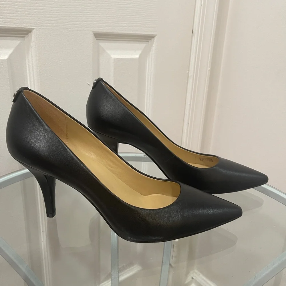 Michael Kors Heels - Picture 2 of 10
